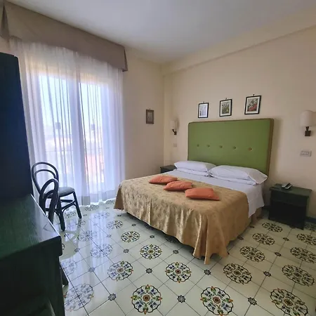 Girasole 3* Półwysep Sorrentyński