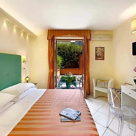 Hotel Girasole Sorrent
