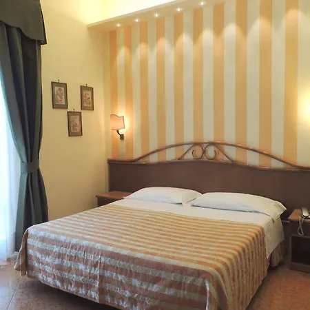 Girasole Hotel 3*
