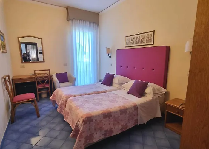 Girasole 3* Σορέντο