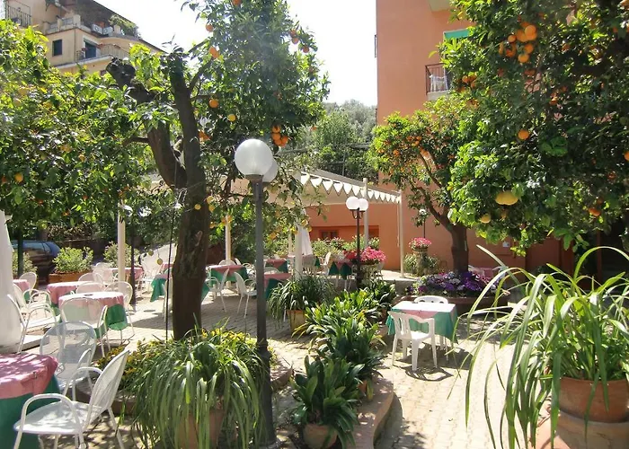 Girasole 3* Σορέντο