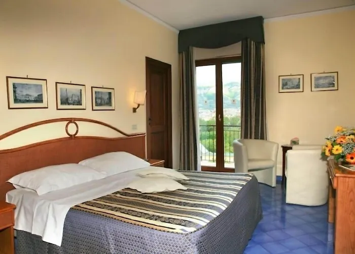 Hotel Girasole 3*