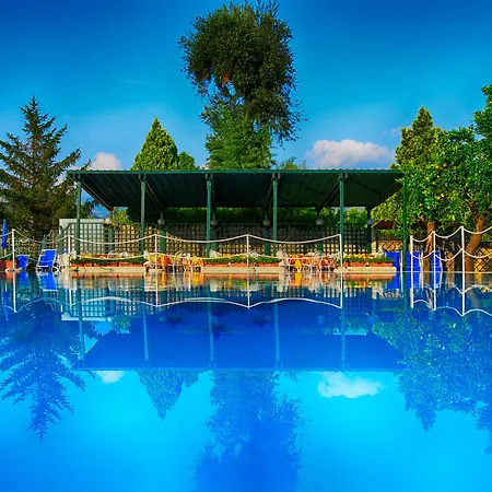 Hotel Girasole 3*