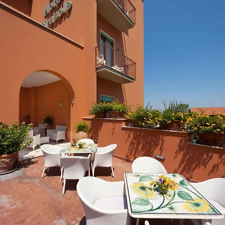 Girasole 3*